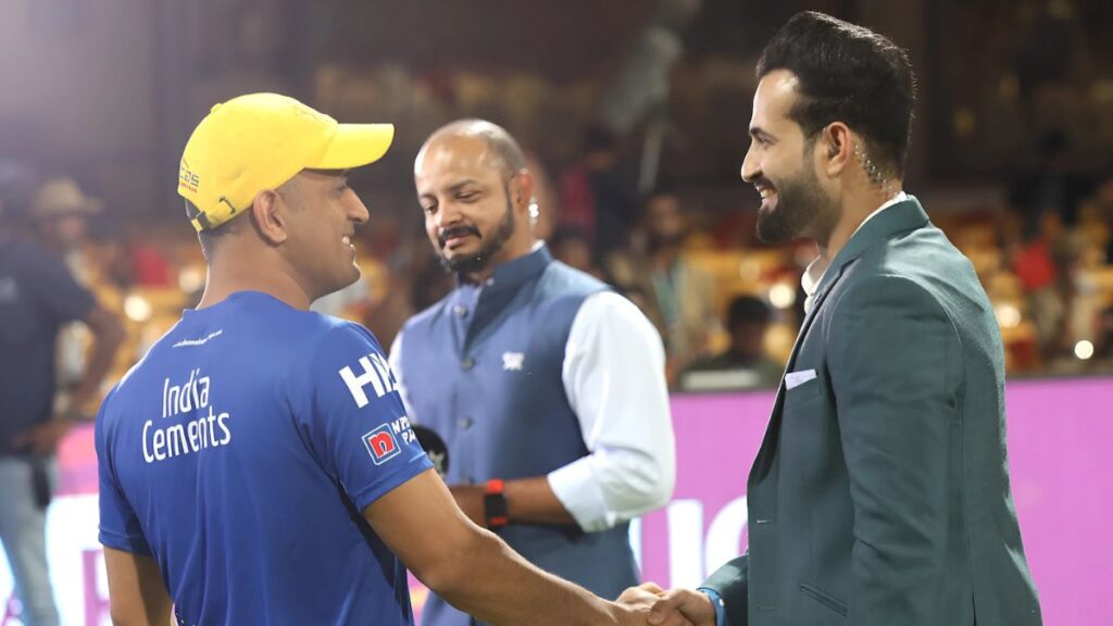 Irfan Pathan, MS Dhoni